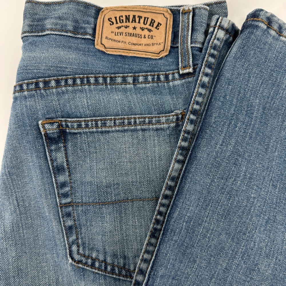 Signature by Levi Strauss & Co Mens 34x30 Bootcut Jeans Medium‎ Wash - Picture 4 of 13